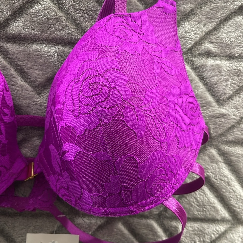Bra - Picture 3 of 7